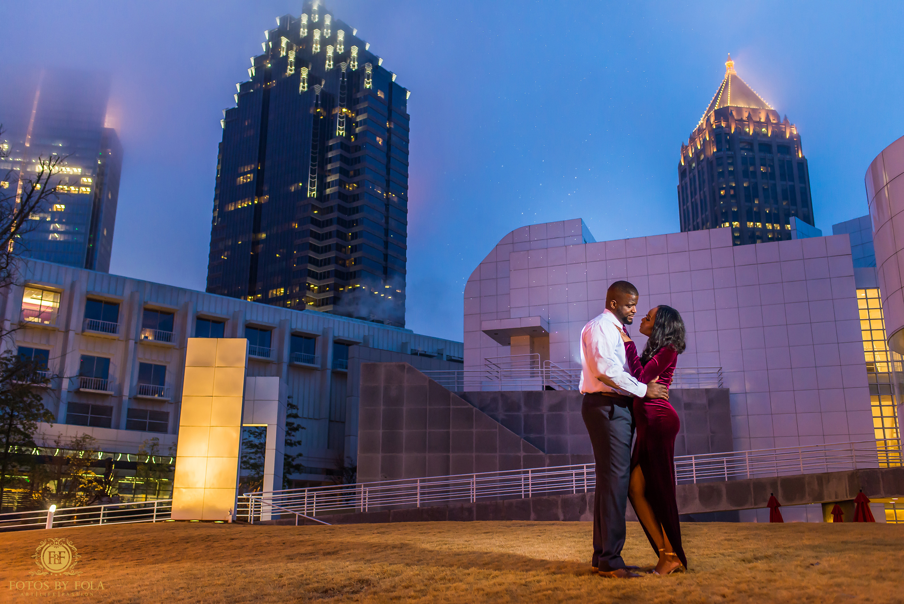 Fotos by Fola | Atlanta Wedding Photographer | One Touch Events | Atlanta Beltline | High Museum Atlanta| Engagement Shoot